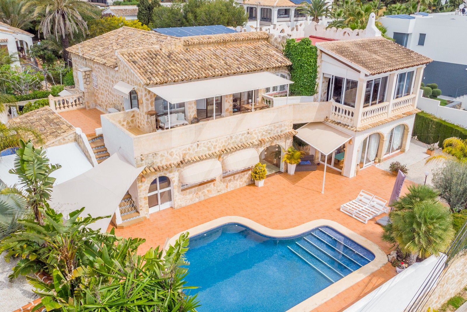 Villa de luxe à vendre à Moraira, Pla del Mar, avec vue sur la mer.