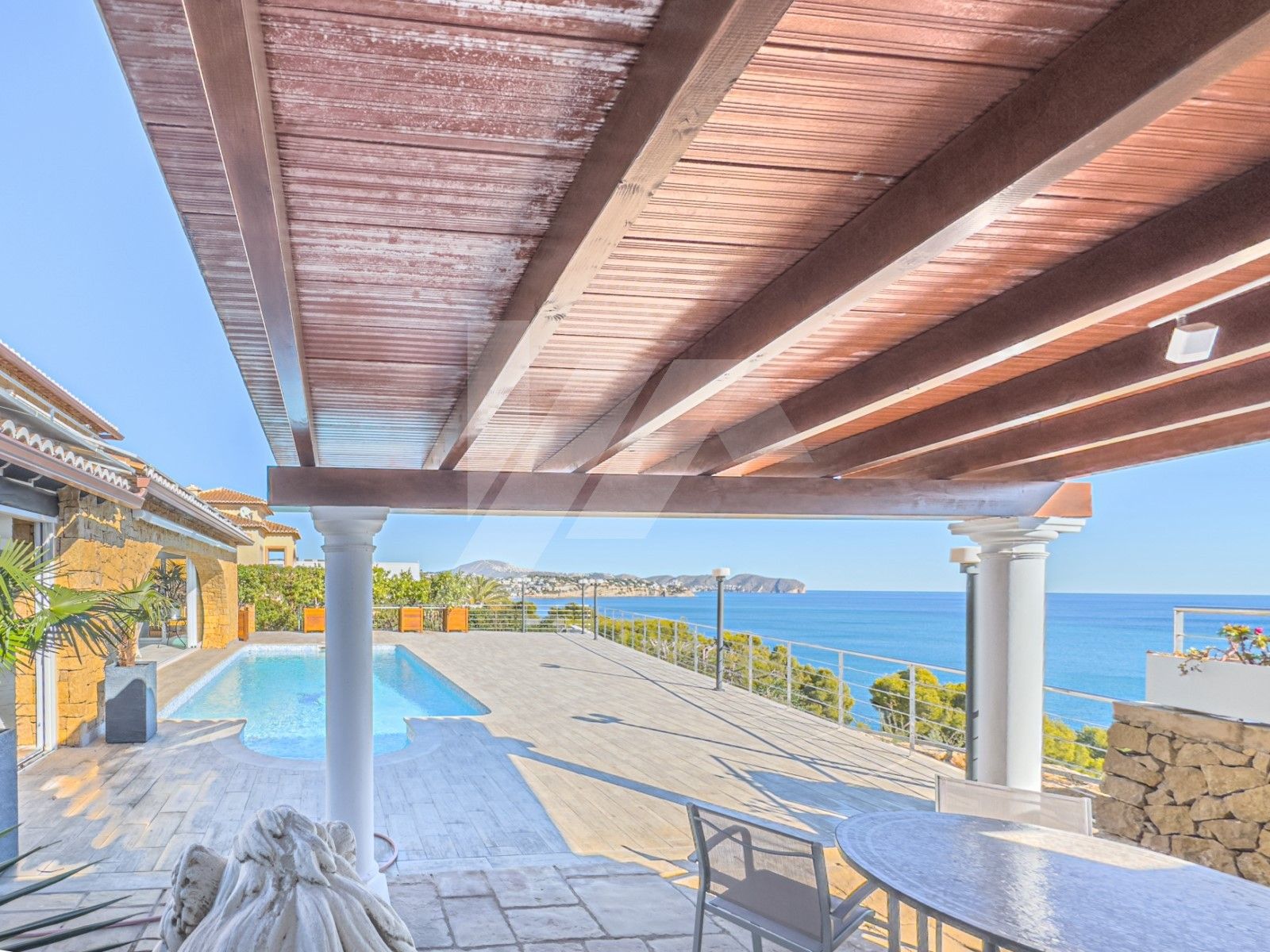 Villa à vendre avec vue sur la mer, à La Fustera, Benissa.