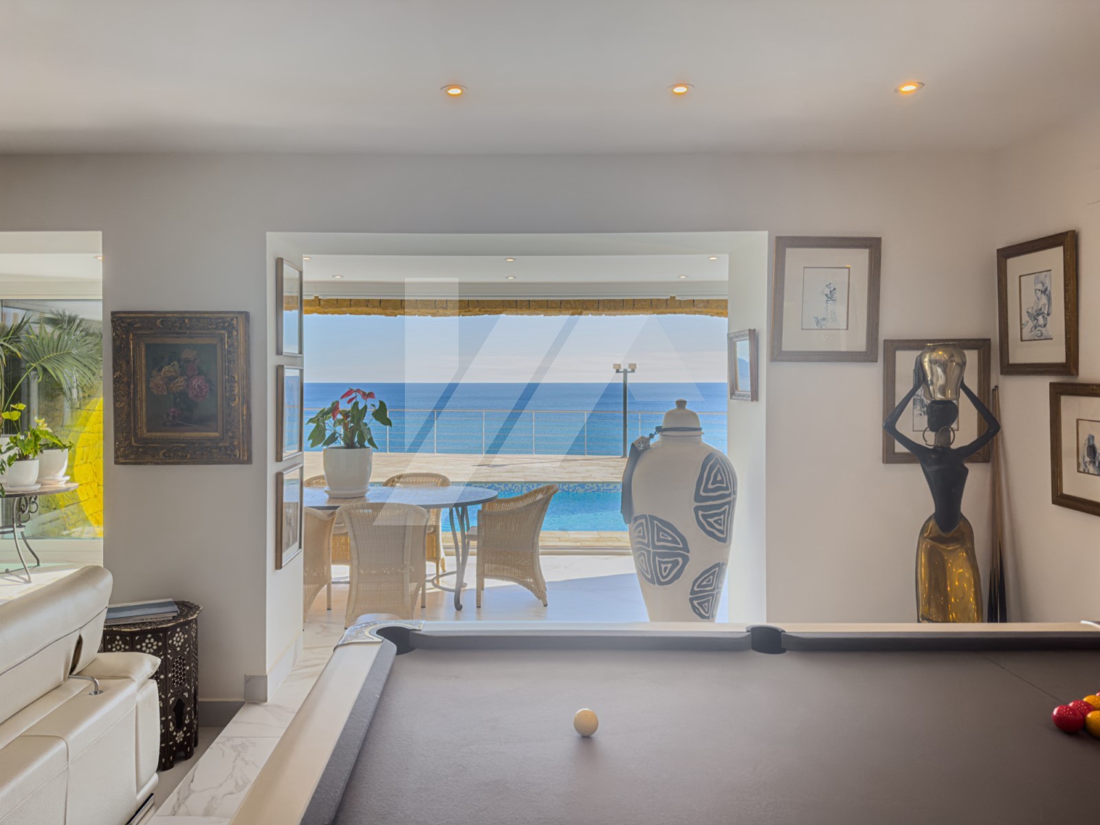 Villa à vendre avec vue sur la mer, à La Fustera, Benissa.