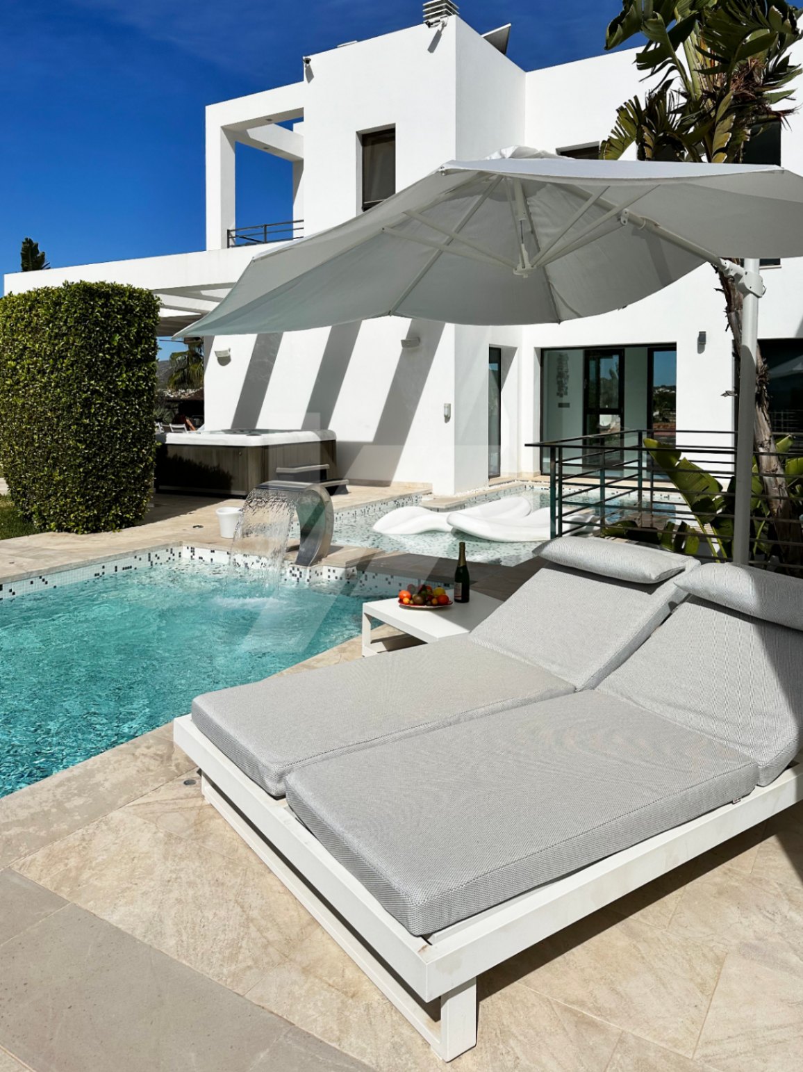 Villa de luxe à vendre à Jávea avec vue sur la mer et la montagne. Costa Blanca.
