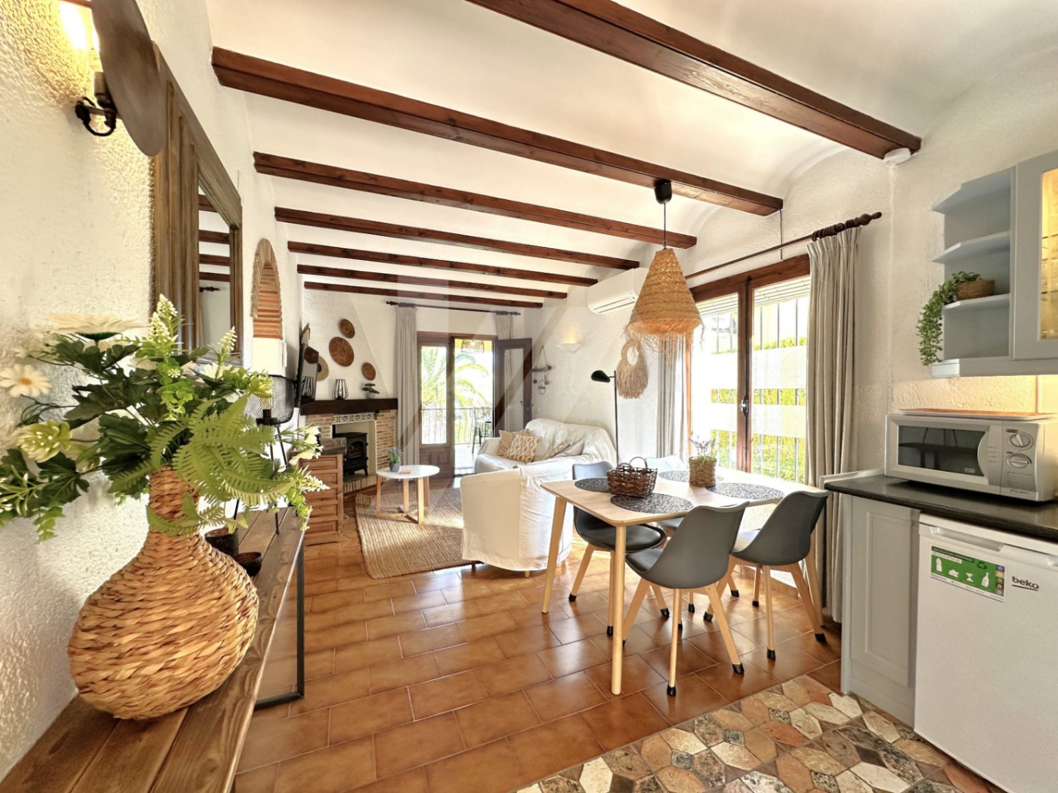 Appartment à vendre à Moraira, côte blanche.