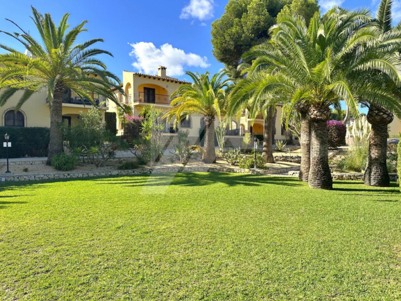 Appartment à vendre à Moraira, côte blanche.