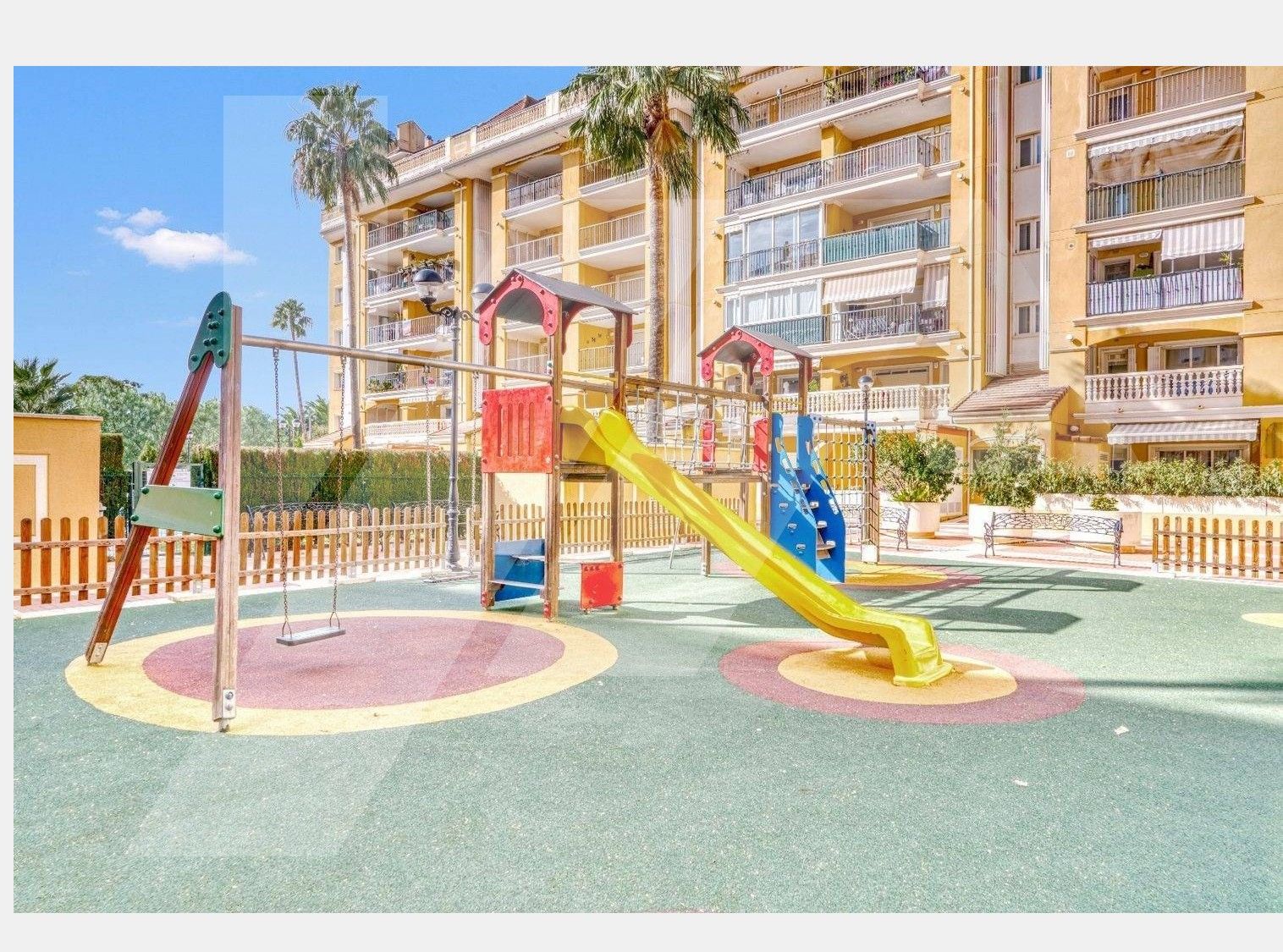 Appartement en attique avec piscine à vendre à Denia, Costa Blanca.
