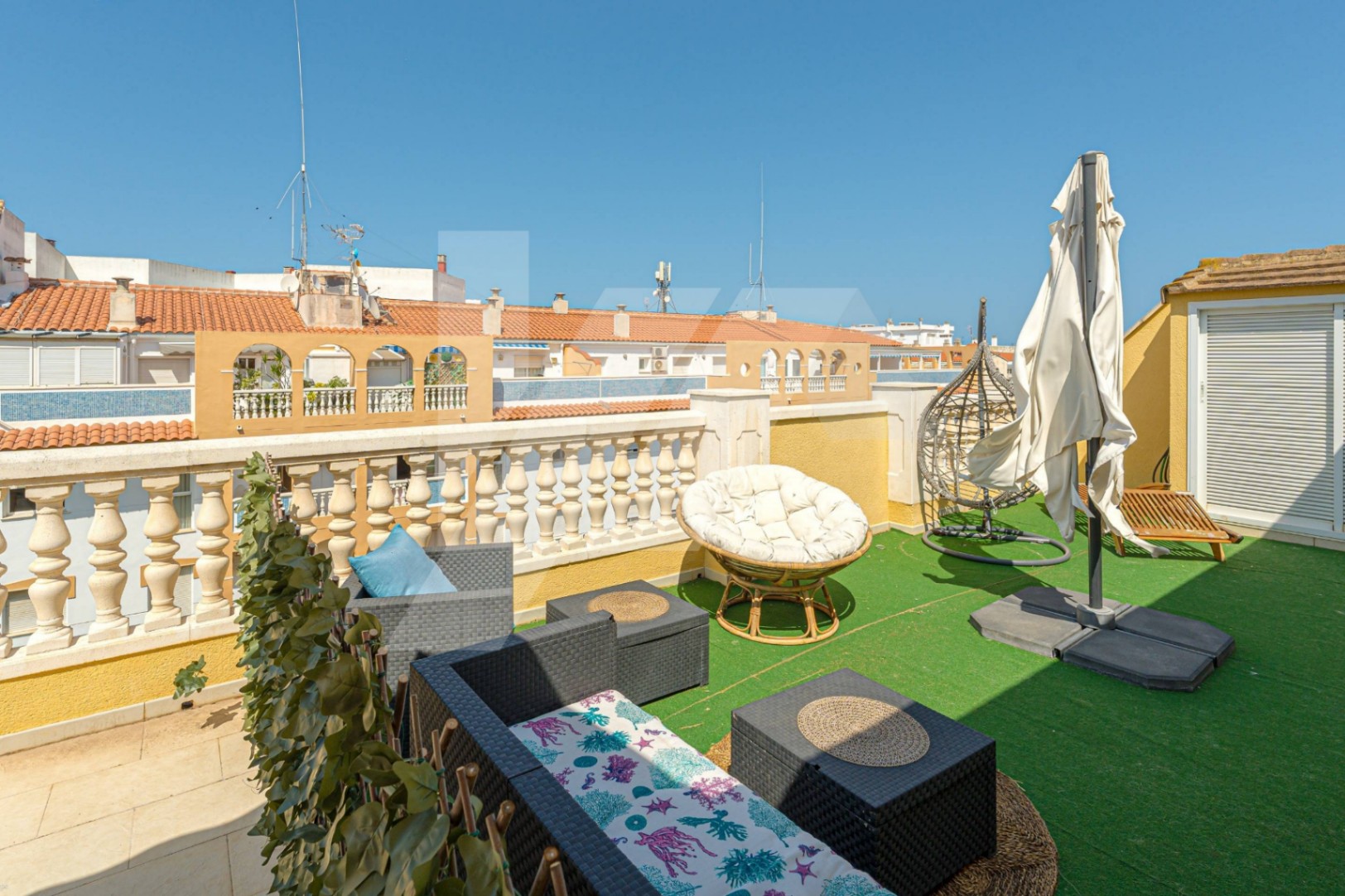 Appartement en attique avec piscine à vendre à Denia, Costa Blanca.
