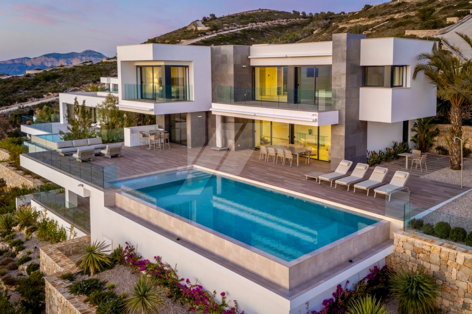 Villa de Luxe Exclusive avec vue sur la mer à vendre à Benitachell, Costa Blanca.