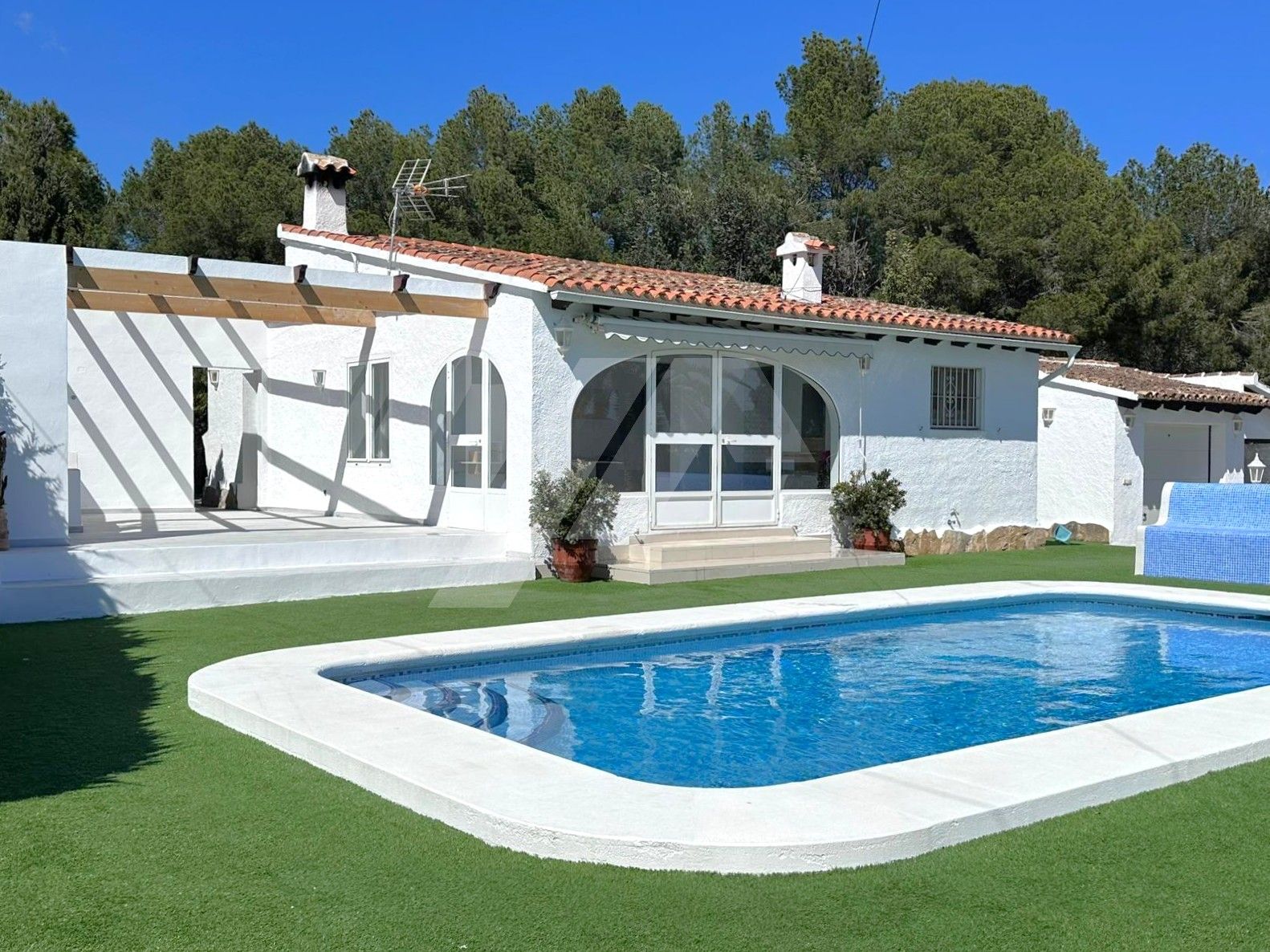 Villa avec vue sur la mer à vendre à Moraira, Costa Blanca.