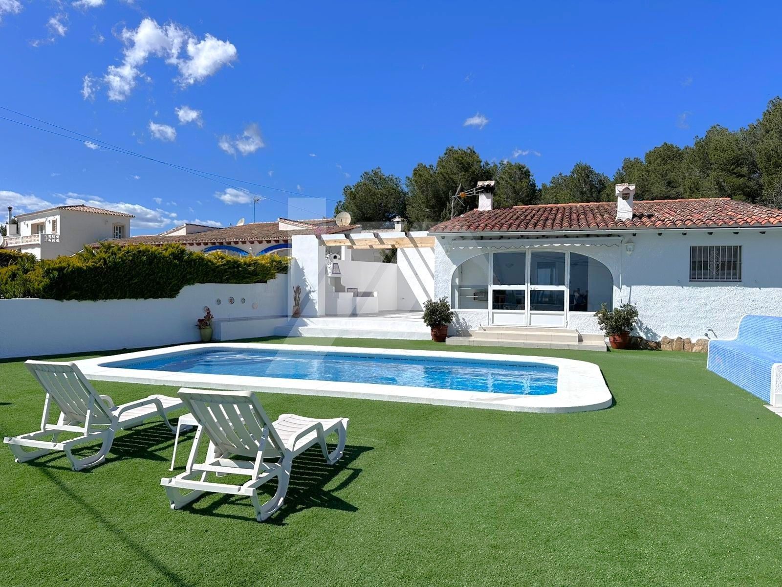 Villa avec vue sur la mer à vendre à Moraira, Costa Blanca.