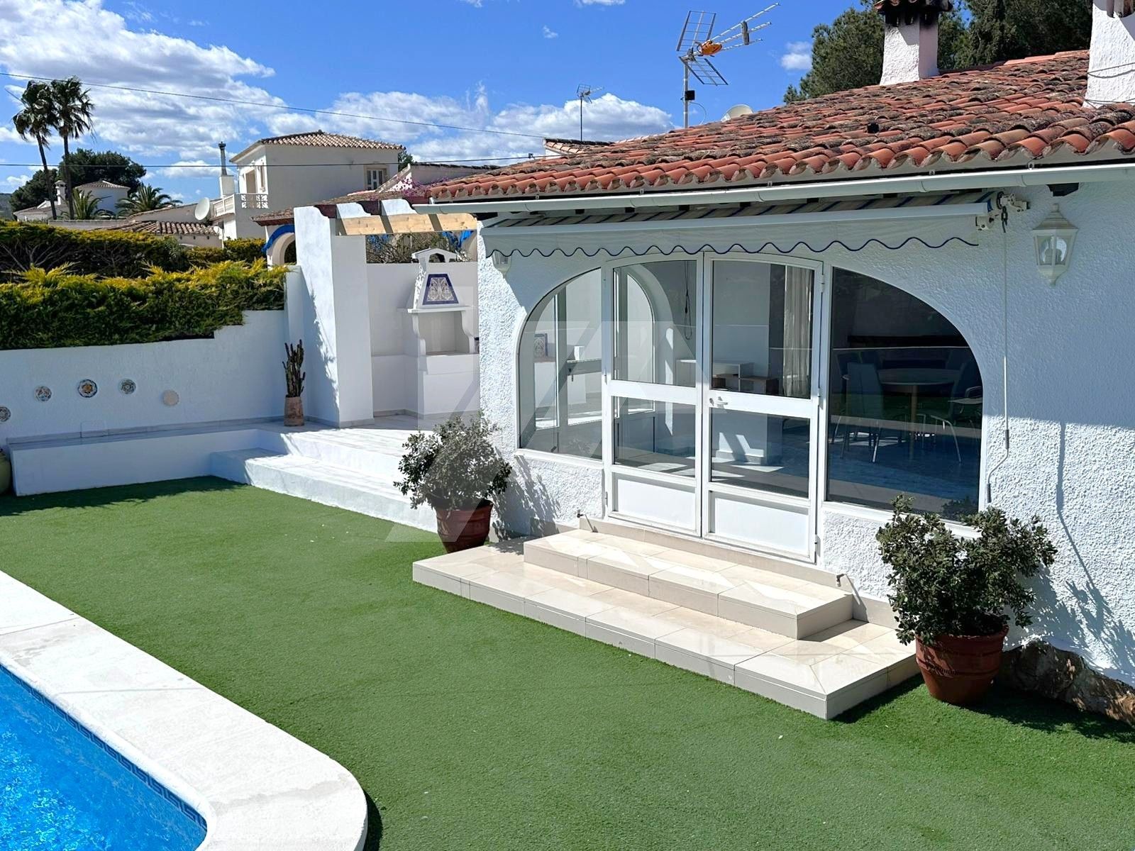 Villa avec vue sur la mer à vendre à Moraira, Costa Blanca.