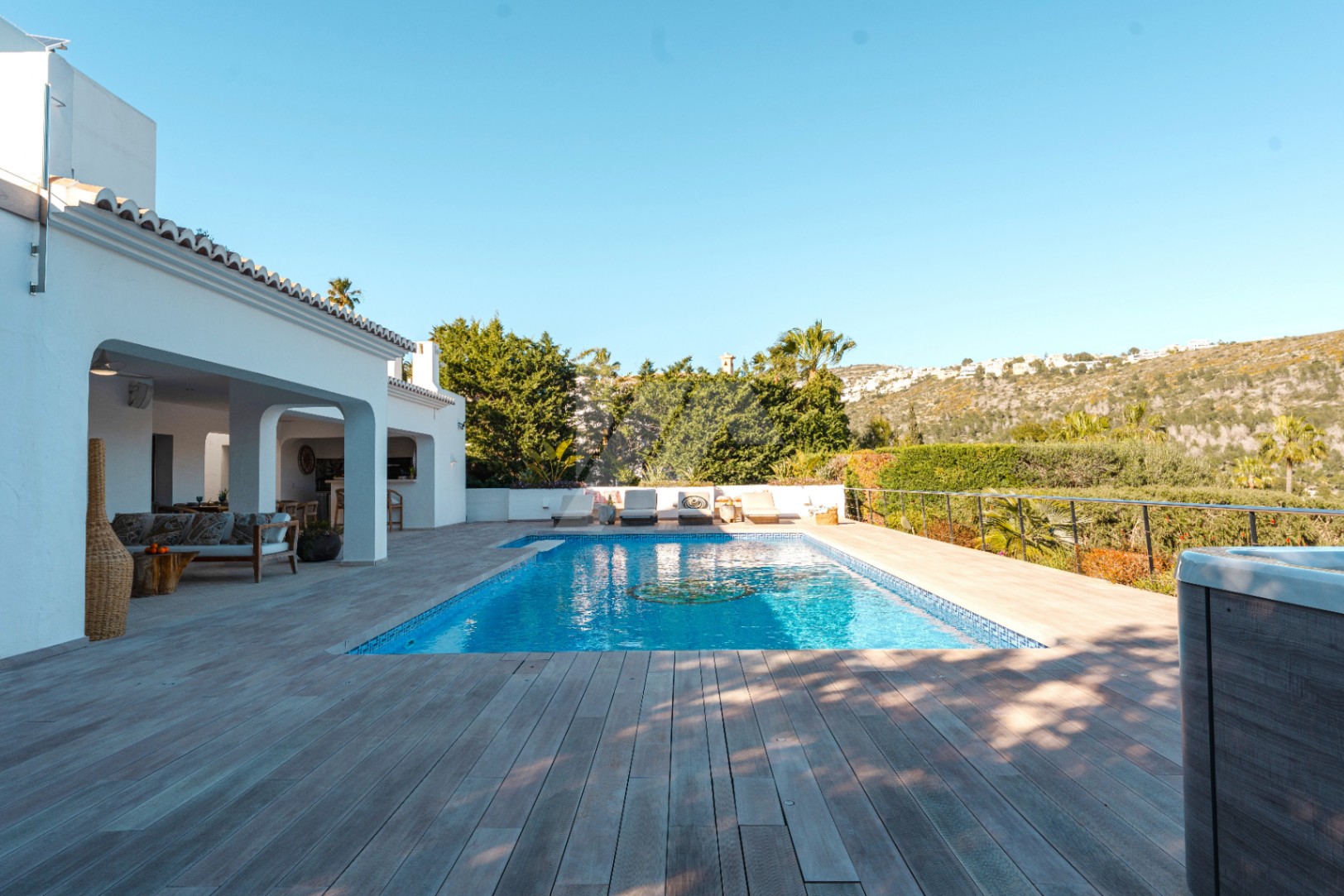 Villa de style ibicenco à vendre à Moraira, Costa Blanca.