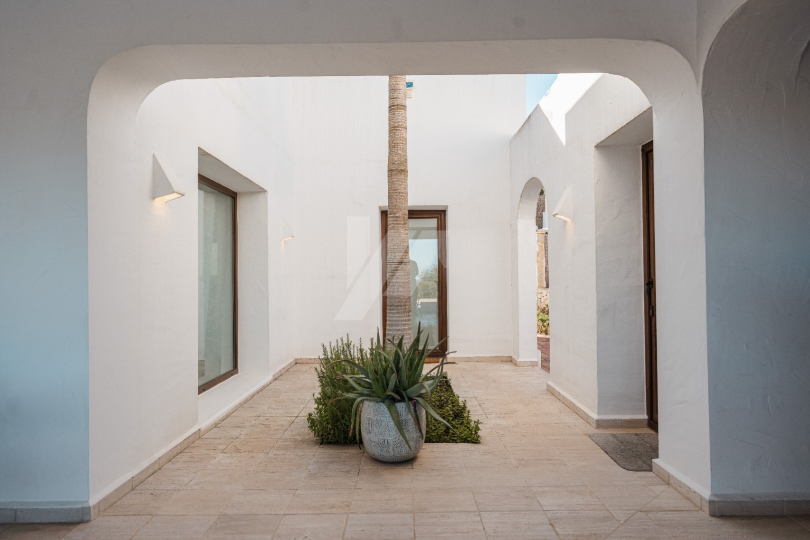 Villa de style ibicenco à vendre à Moraira, Costa Blanca.