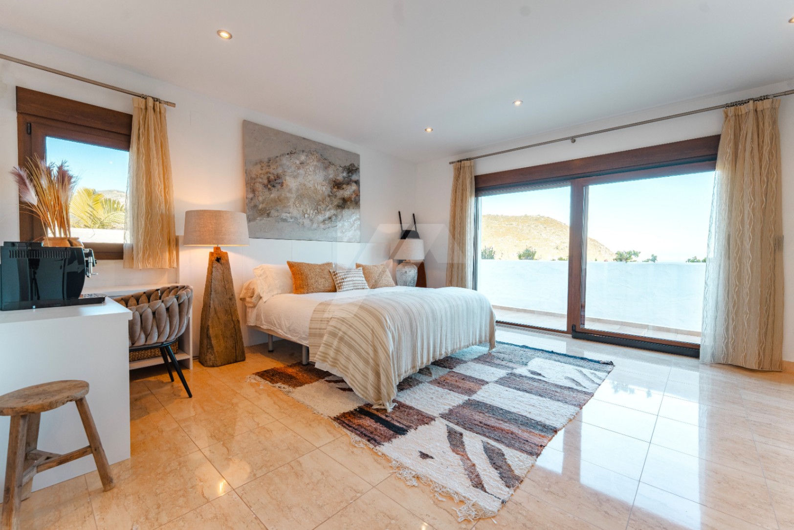 Villa de style ibicenco à vendre à Moraira, Costa Blanca.