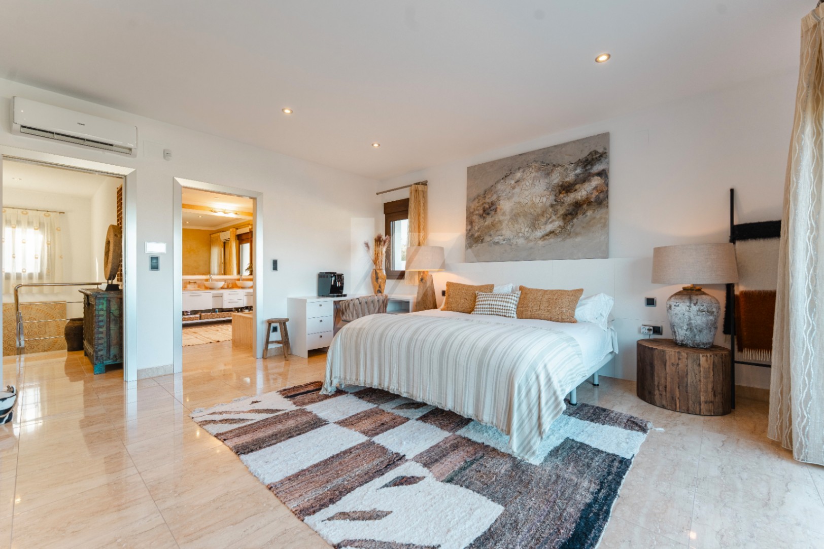 Villa de style ibicenco à vendre à Moraira, Costa Blanca.