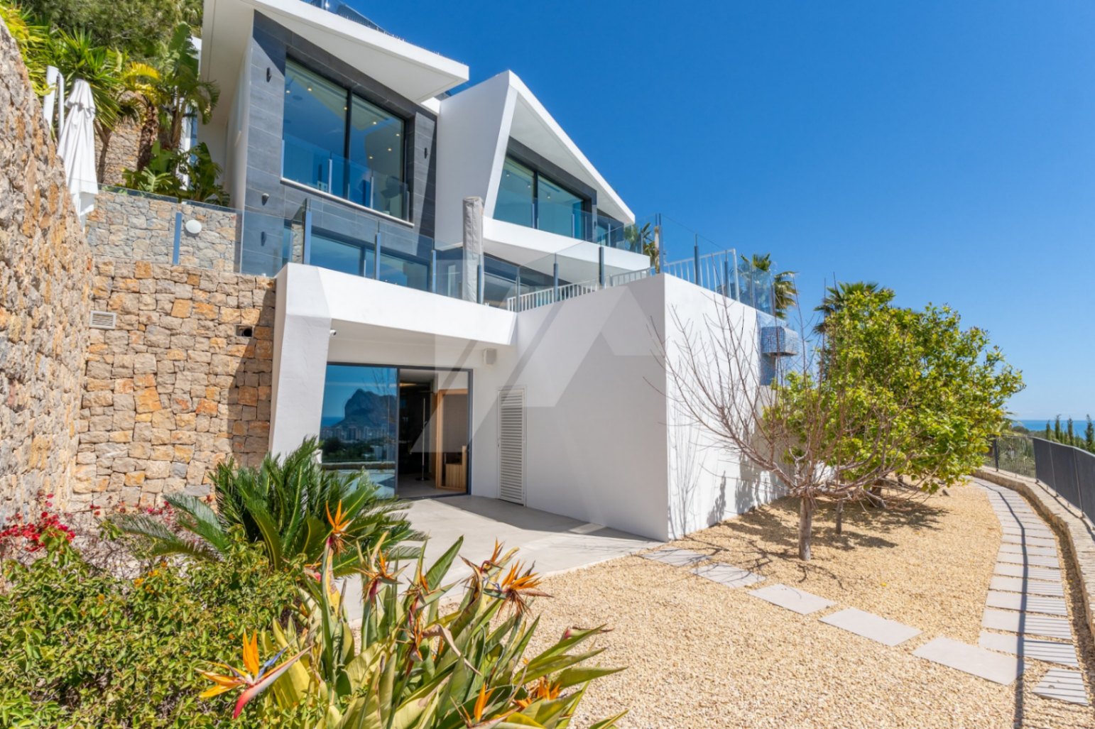 Villa de luxe avec vue panoramique sur la mer à vendre à Benissa, Costa Blanca.
