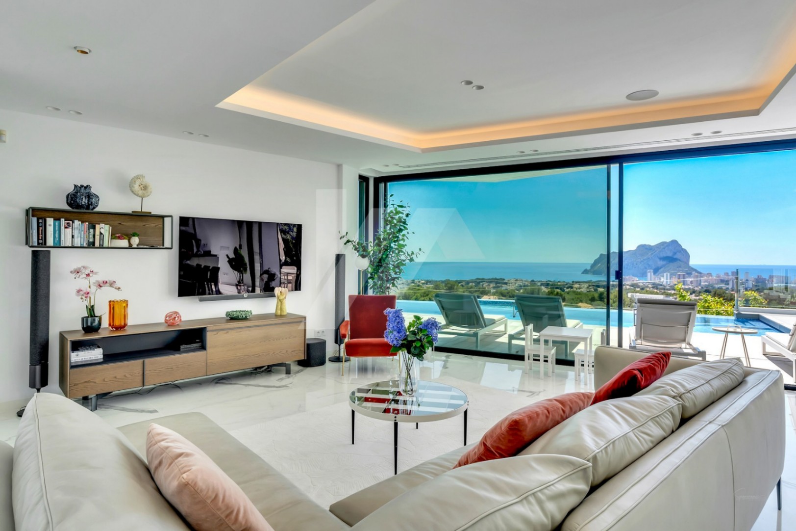 Villa de luxe avec vue panoramique sur la mer à vendre à Benissa, Costa Blanca.