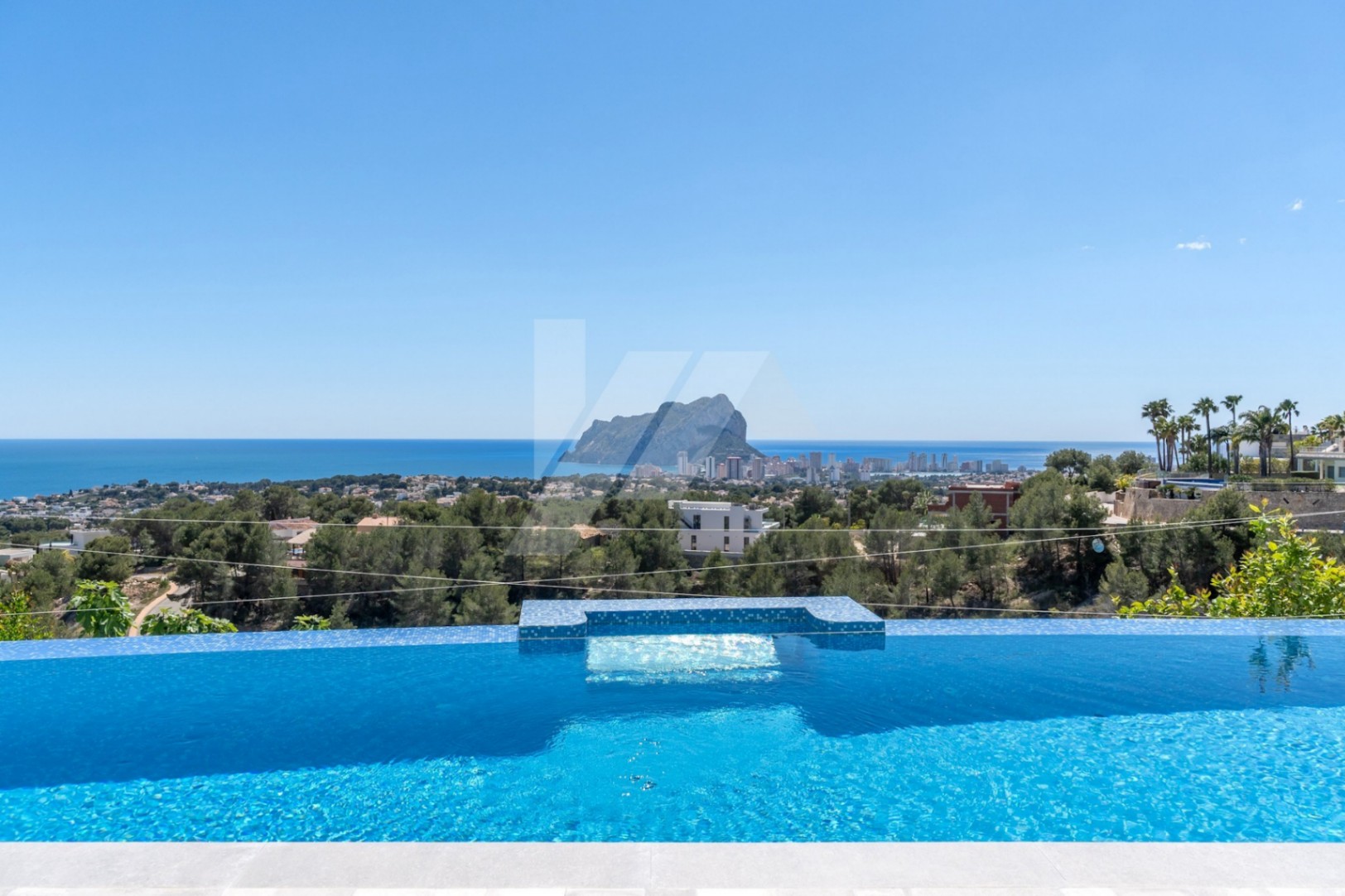 Villa de luxe avec vue panoramique sur la mer à vendre à Benissa, Costa Blanca.