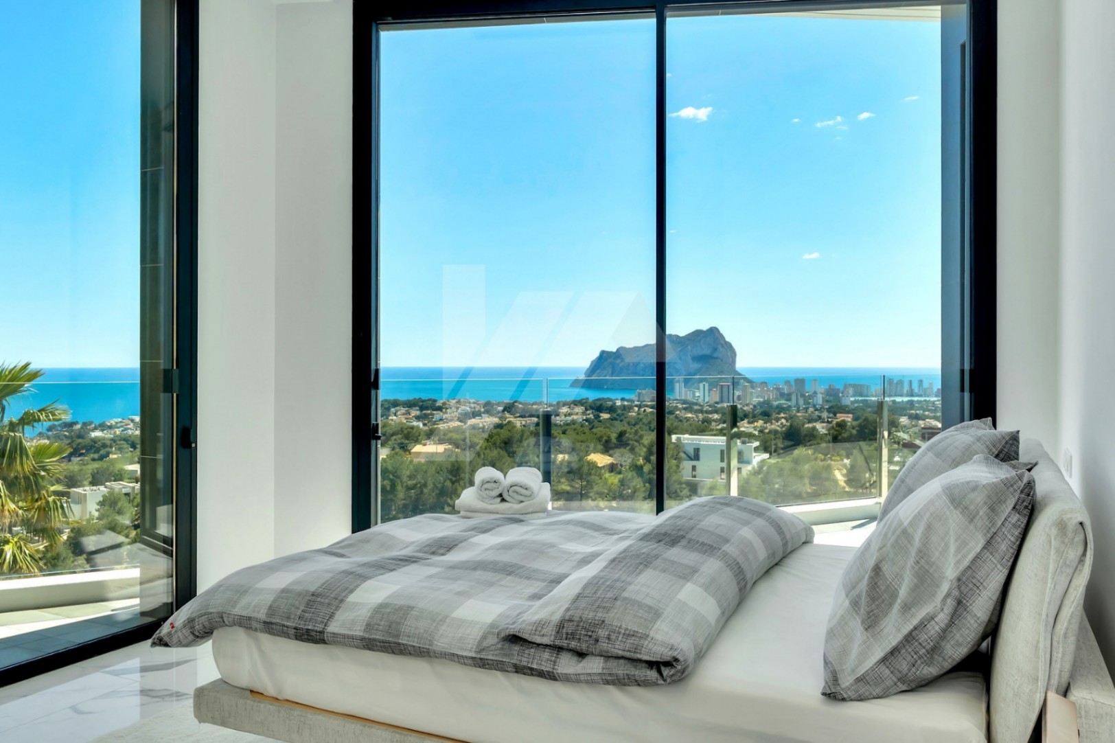 Villa de luxe avec vue panoramique sur la mer à vendre à Benissa, Costa Blanca.