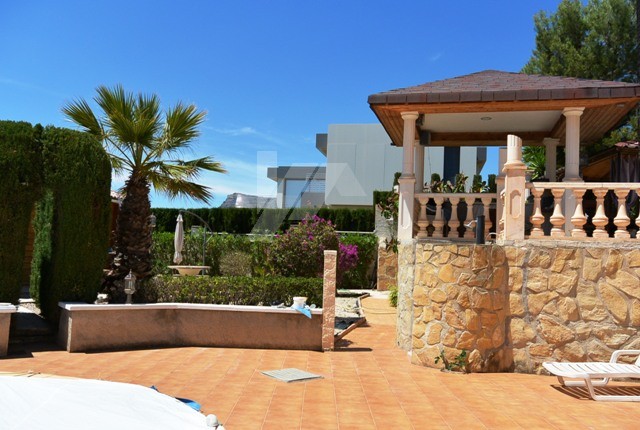 Villa à vendre pour investissement à Calpe, Costa Blanca.