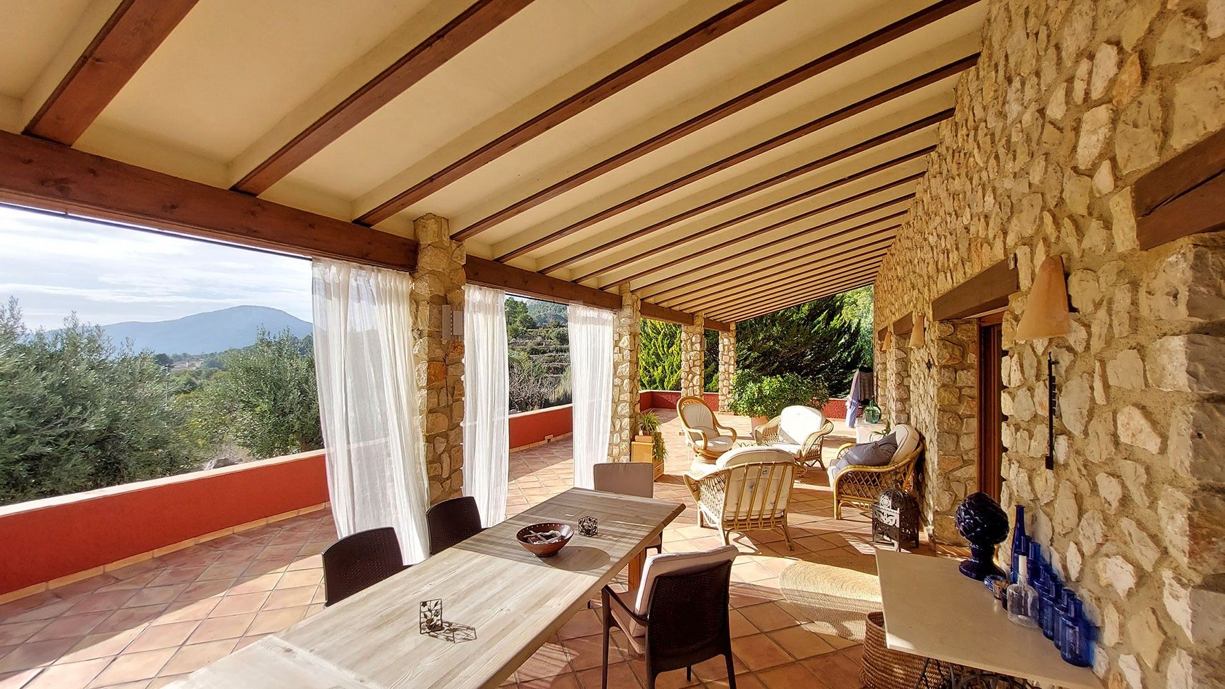 Finca rustique à vendre avec vue sur la mer et la montagne à Finestrat, Costa Blanca