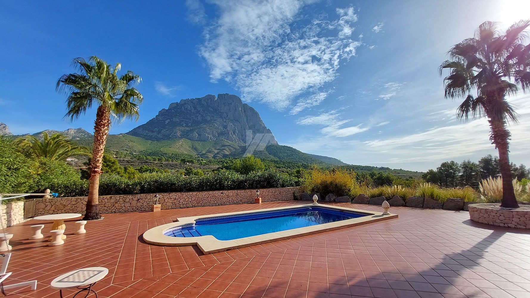 Finca rustique à vendre avec vue sur la mer et la montagne à Finestrat, Costa Blanca
