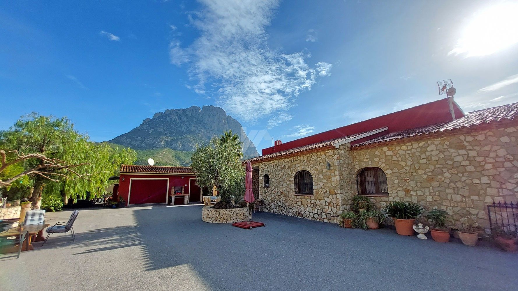 Finca rustique à vendre avec vue sur la mer et la montagne à Finestrat, Costa Blanca