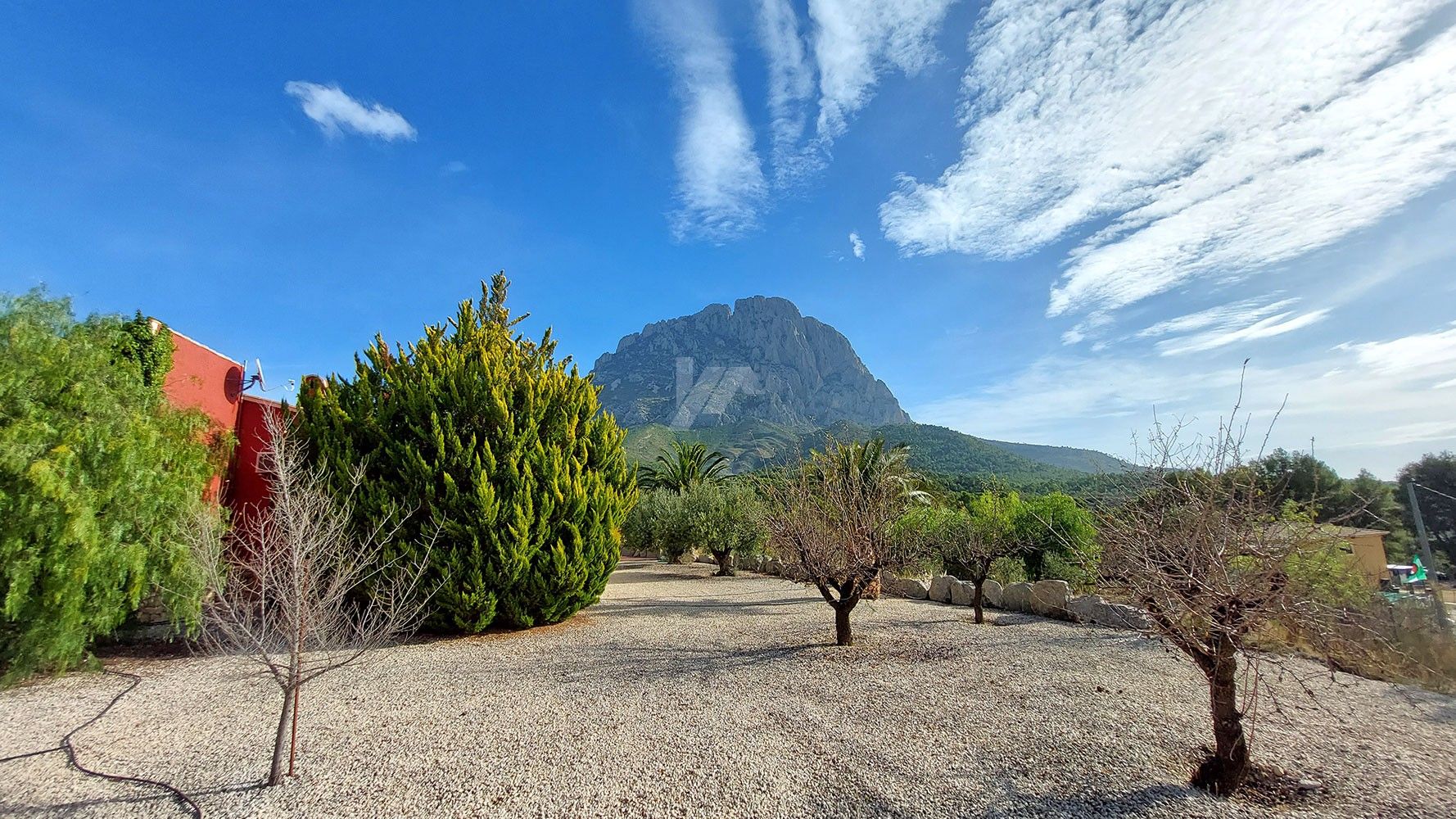 Finca rustique à vendre avec vue sur la mer et la montagne à Finestrat, Costa Blanca