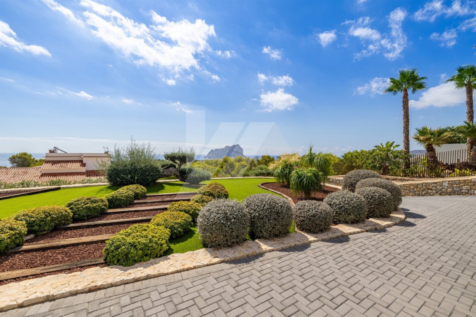 Villa de Luxe avec Vues Panoramiques sur la Mer et le Rocher d'Ifach, Benissa.