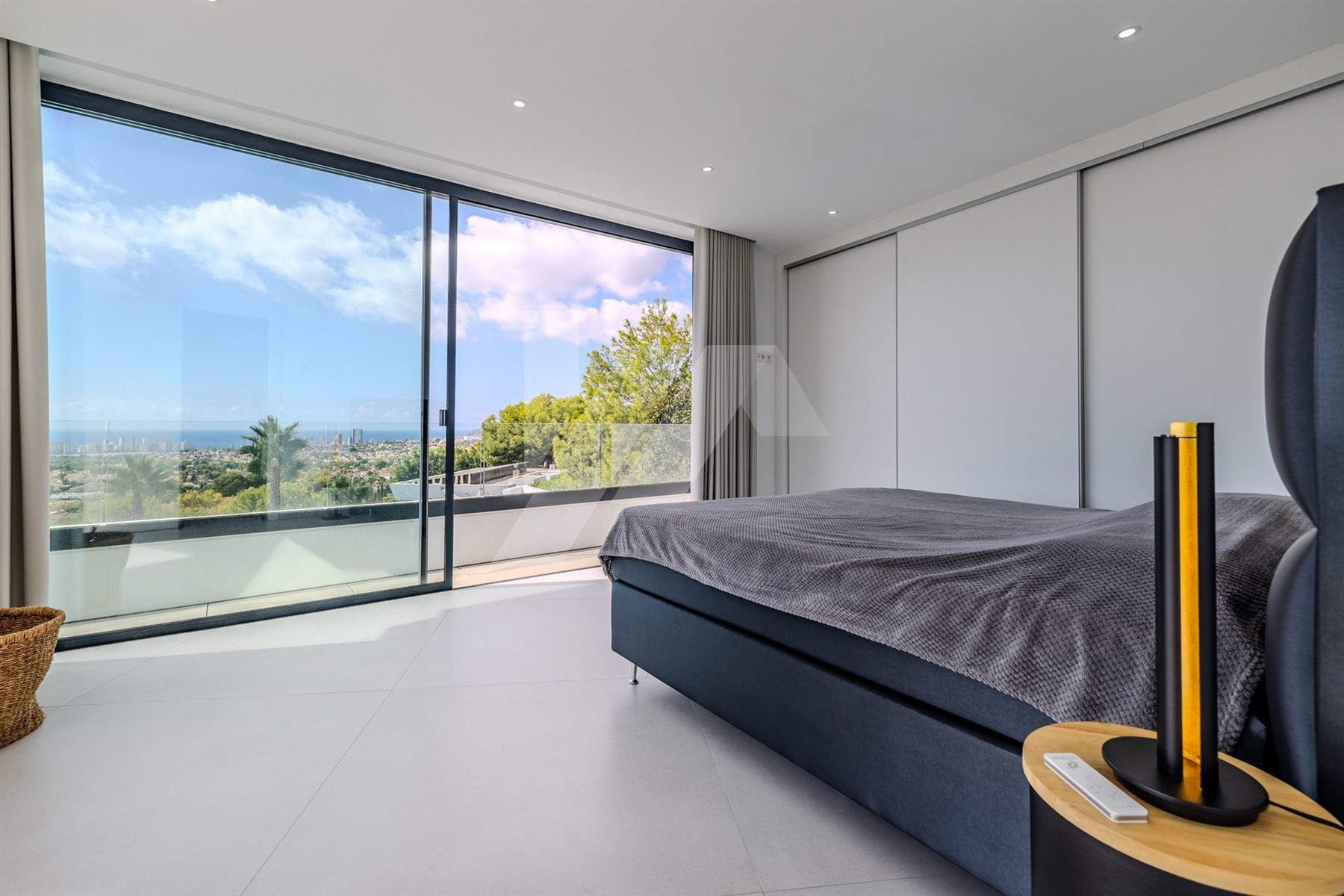 Villa de Luxe avec Vues Panoramiques sur la Mer et le Rocher d'Ifach, Benissa.