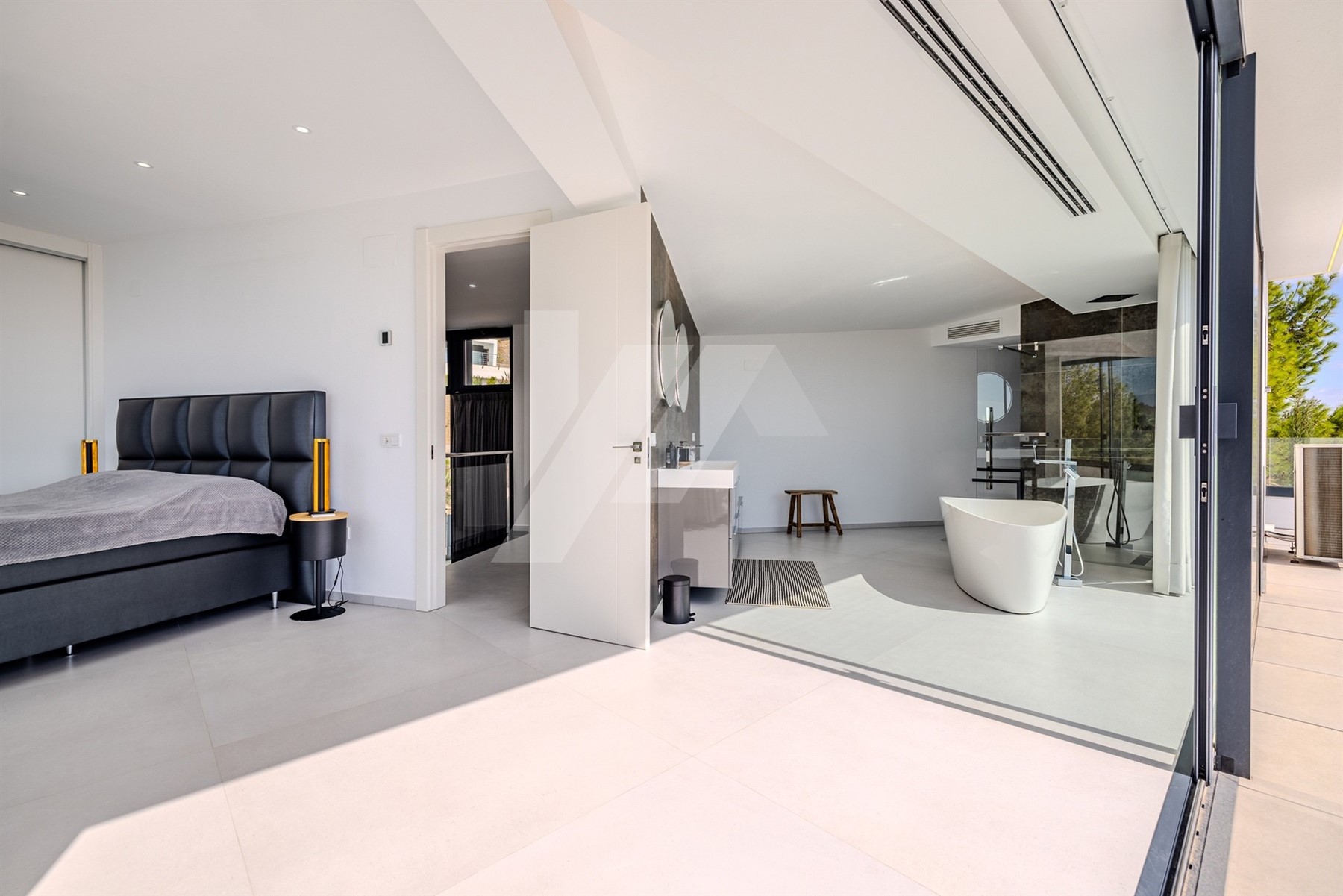 Villa de Luxe avec Vues Panoramiques sur la Mer et le Rocher d'Ifach, Benissa.