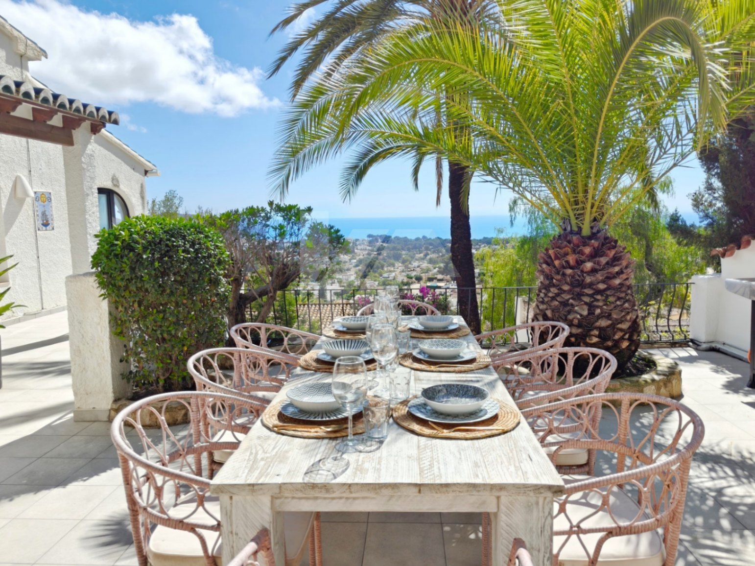 Villa de luxe exclusive avec vue panoramique sur la mer Méditerranée à Moraira, Costa Blanca.