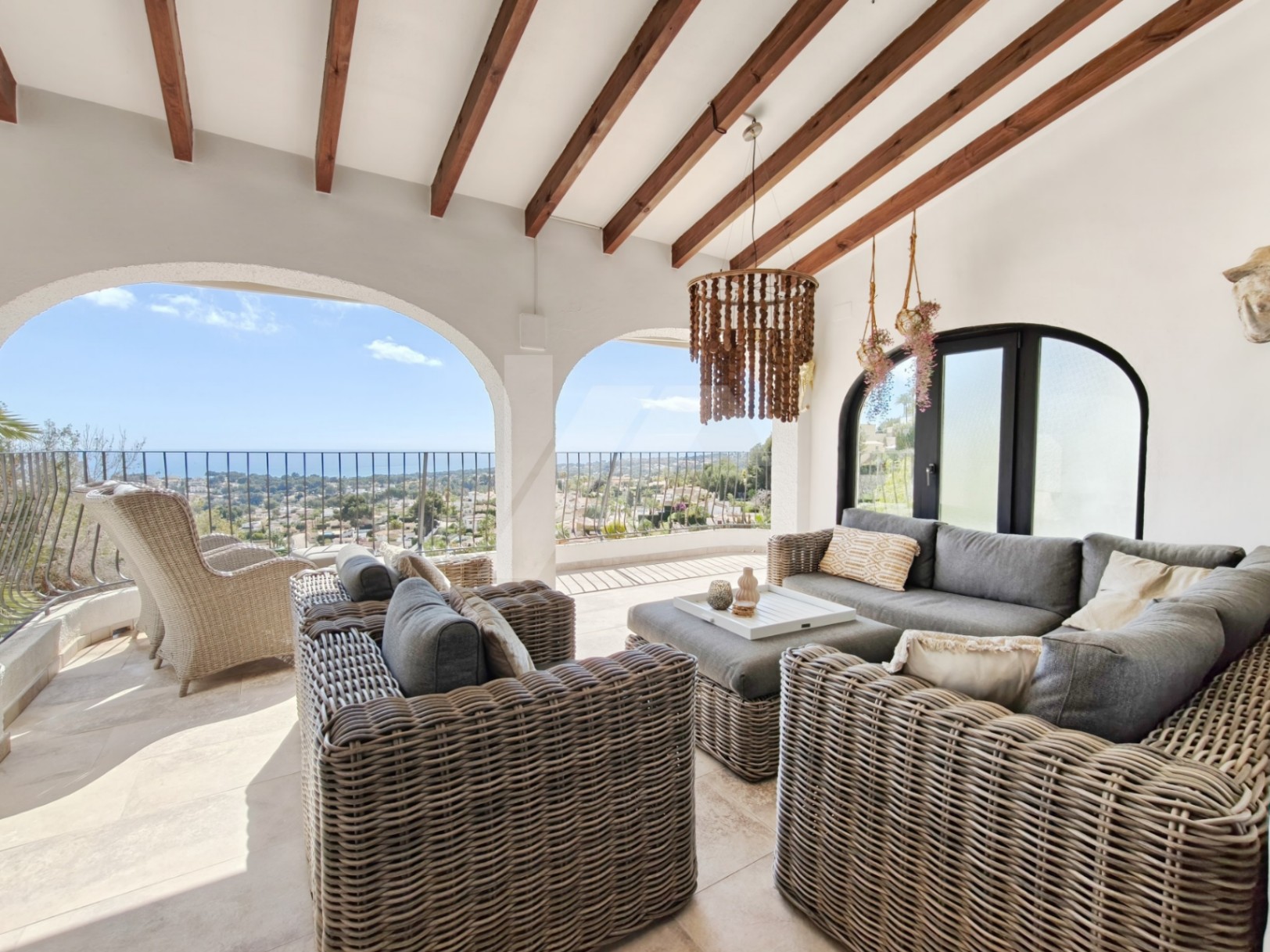 Villa de luxe exclusive avec vue panoramique sur la mer Méditerranée à Moraira, Costa Blanca.