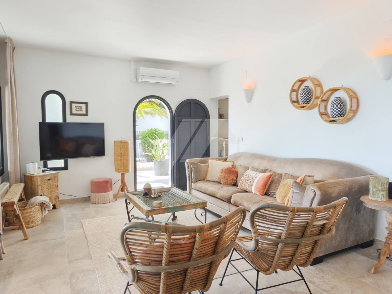 Villa de luxe exclusive avec vue panoramique sur la mer Méditerranée à Moraira, Costa Blanca.