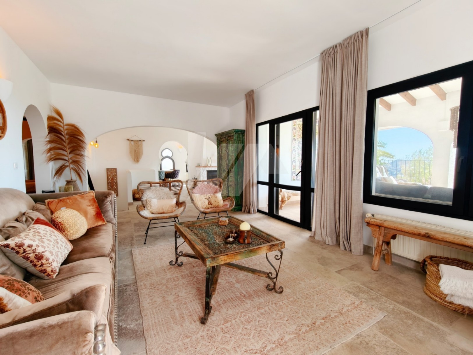 Villa de luxe exclusive avec vue panoramique sur la mer Méditerranée à Moraira, Costa Blanca.
