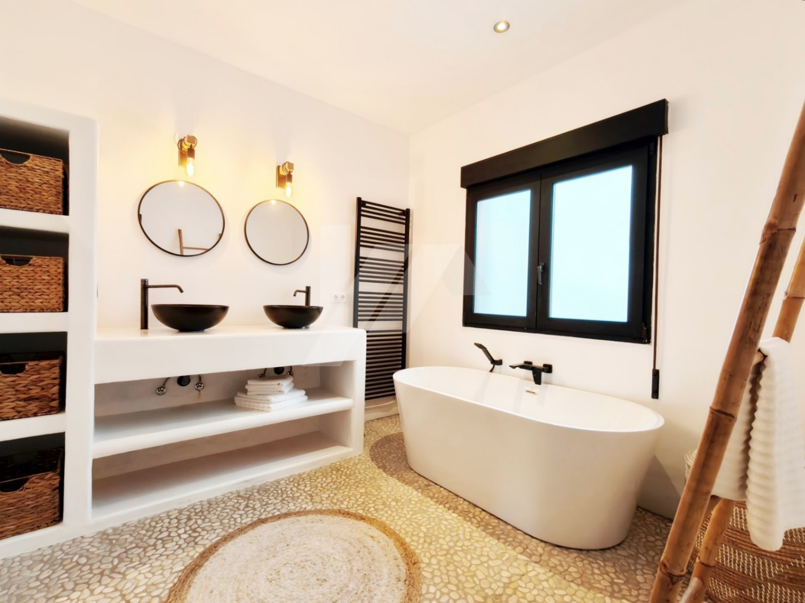 Villa de luxe exclusive avec vue panoramique sur la mer Méditerranée à Moraira, Costa Blanca.