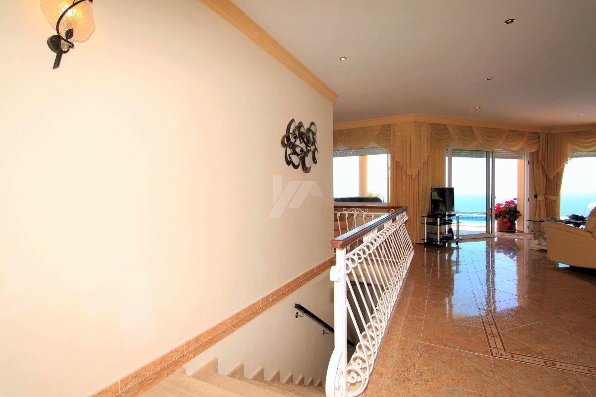 Villa vue mer panoramique à vendre à Teulda-Moraira, Costa Blanca.