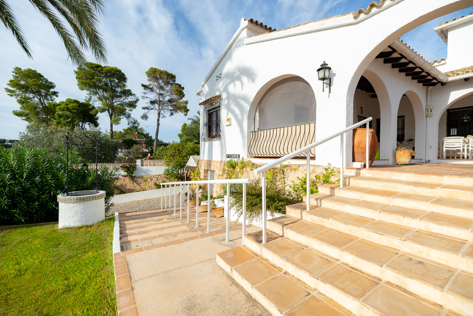 Villa à Moraira à vendre, près de la ville