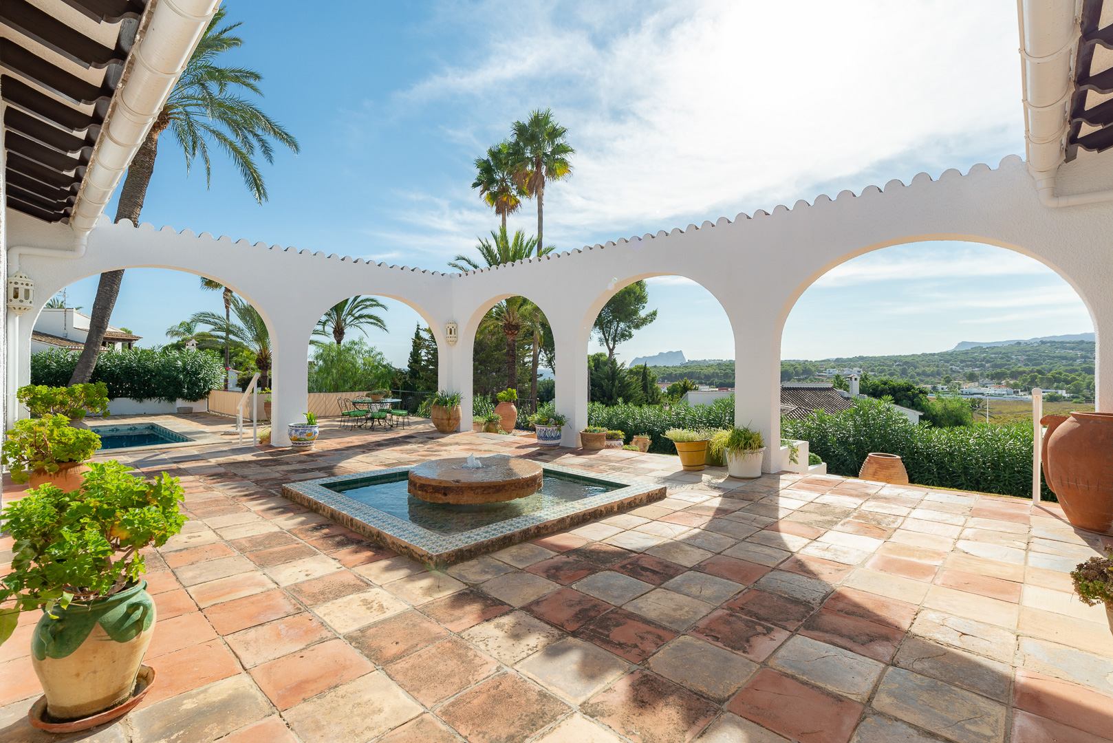 Villa à Moraira à vendre, près de la ville