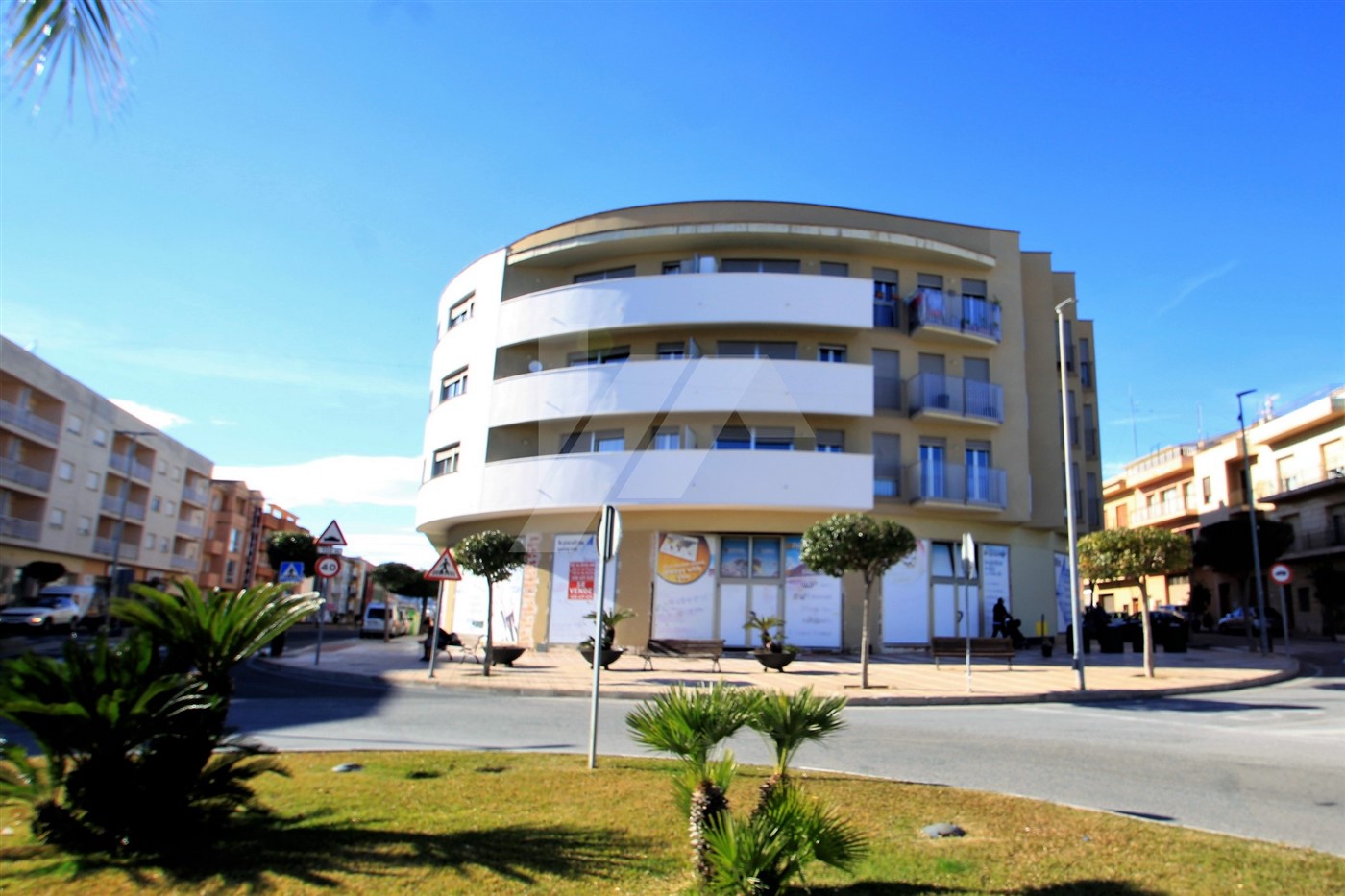 Locaux commerciaux à vendre à Teulada, Costa Blanca.
